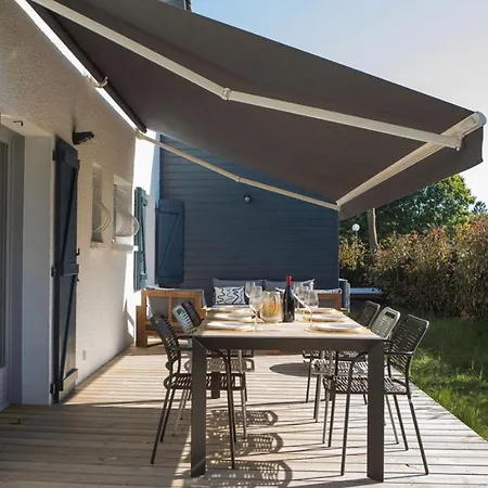 Magnifique Piscine Au Coeur De *