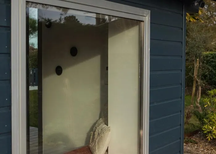 Magnifique Piscine Au Coeur De Villa Seignosse